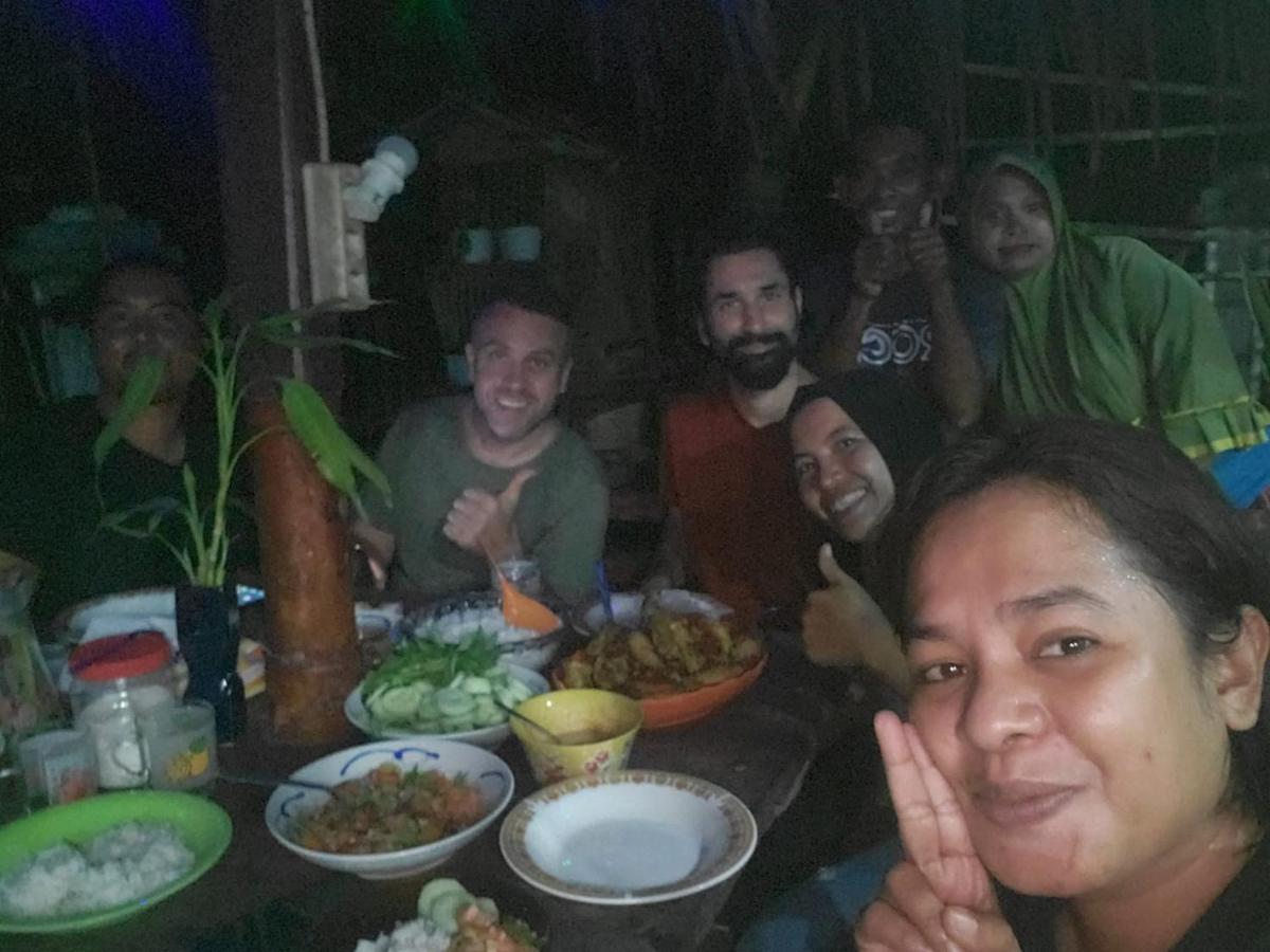 Raja Ampat Sandy Guest House Saonek エクステリア 写真