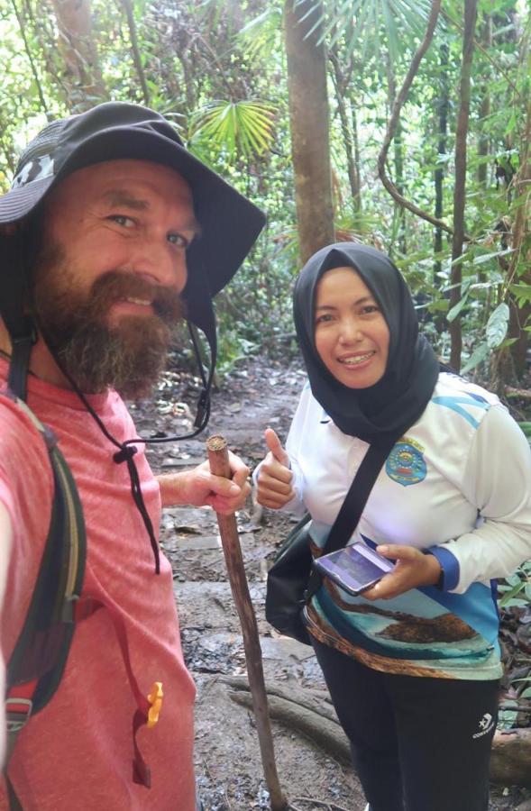 Raja Ampat Sandy Guest House Saonek エクステリア 写真